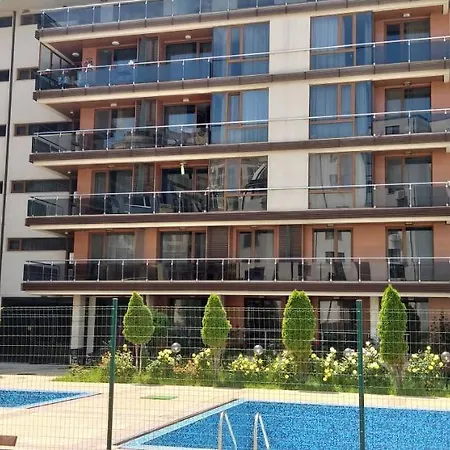 Apartment Central Beach Pomorie